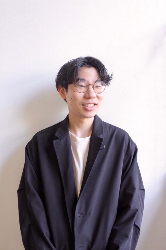 山崎 亮明